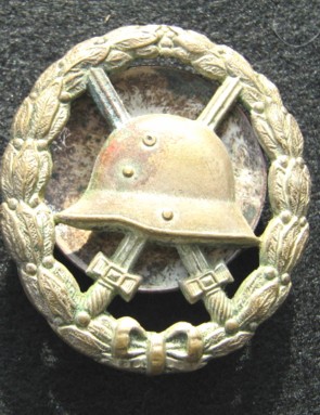 Cut out wound badge