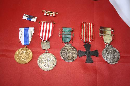 spanish medal and portuguese youth medals and other portuguese awards