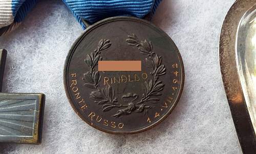 WW2 Italian medal bar with RARE Russian front valor issue