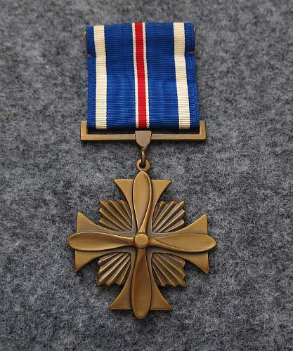 WW2 Distinguished Flying Cross for review
