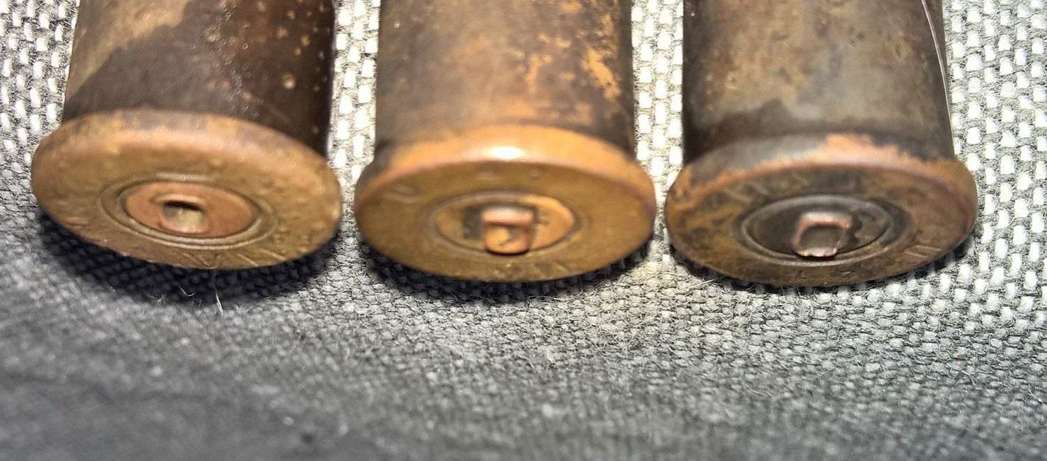 Question Unusual Bren Gun firing pin marks
