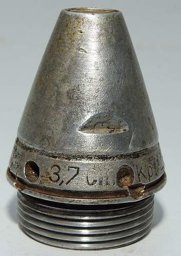 37mm Flak round and muzzle