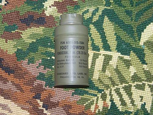 US smoke red grenade from ww2?