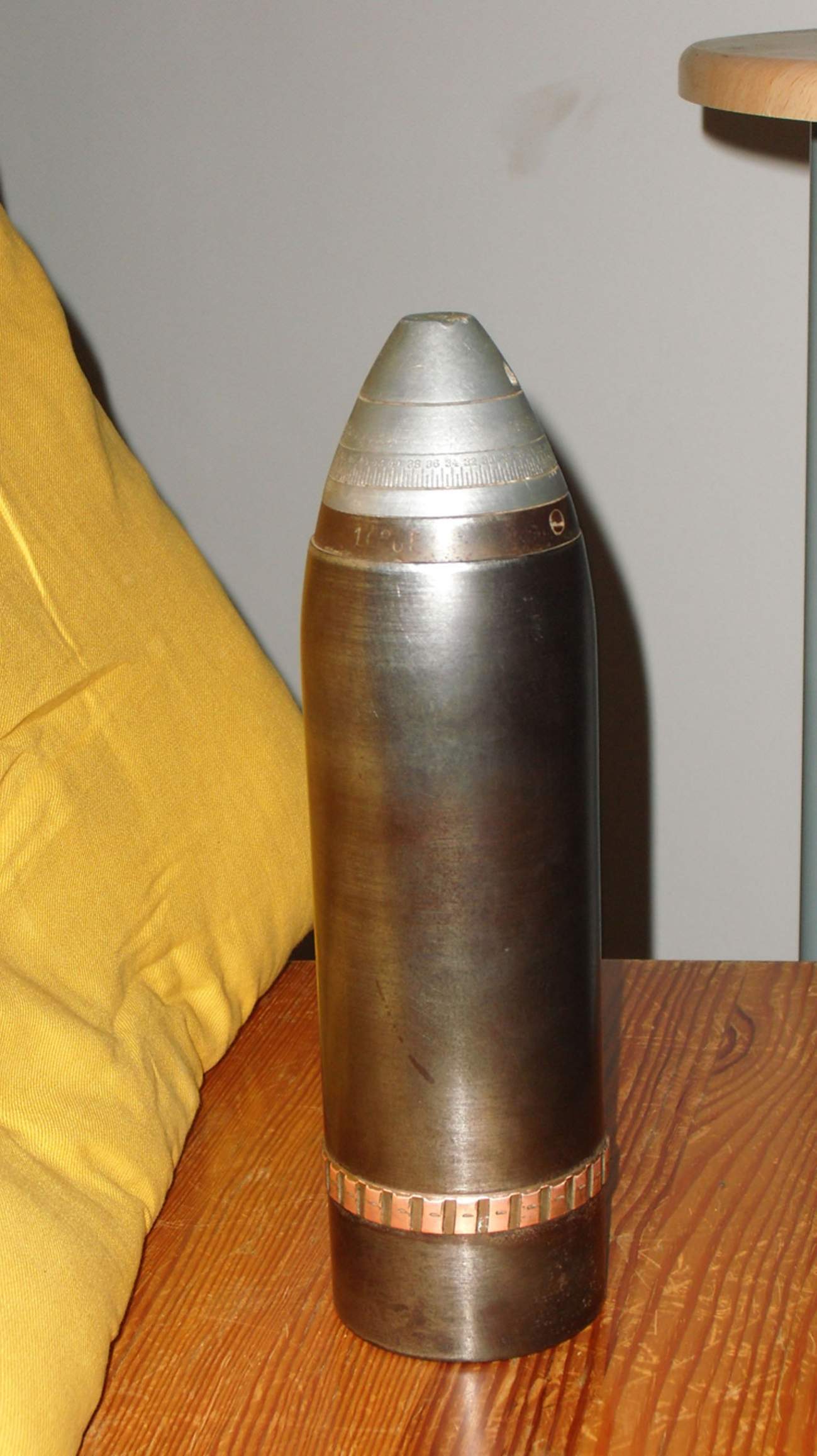 Old artillery shell id needed?