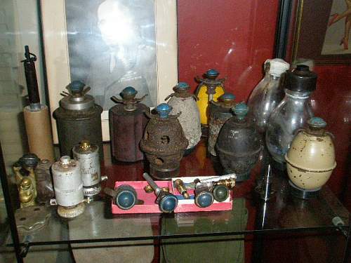 Pics Russian F1 War Time Grenade?? Possible French F1??