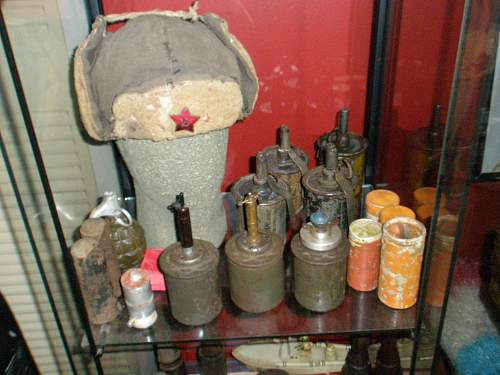 Pics Russian F1 War Time Grenade?? Possible French F1??