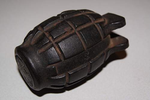 Help with this blank hand grenade id Please