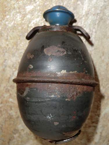 Egg grenade
