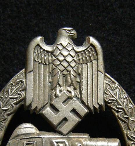 Panzerkampfabzeichen in Silber, Unknown Maker, Scooped Flatback.