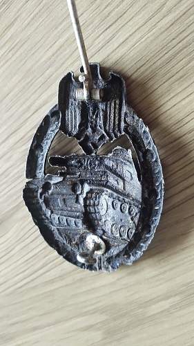 Panzerkampfabzeichen in Bronze No marking