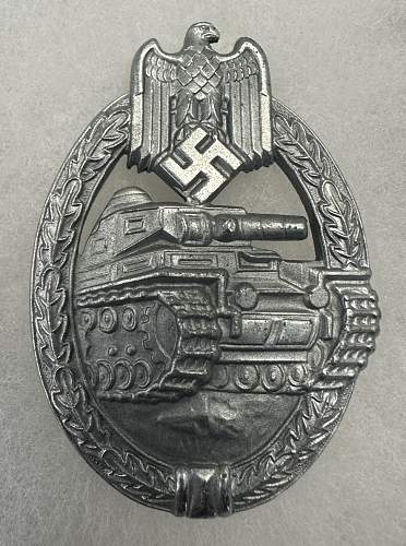 Panzerkampfabzeichen In silver unmarked correct?