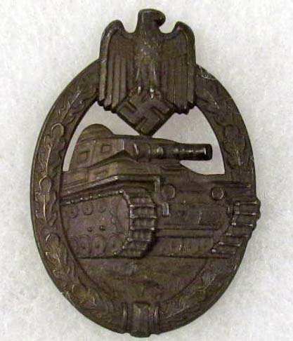 Panzerkampfabzeichen in bronze by herman aurich