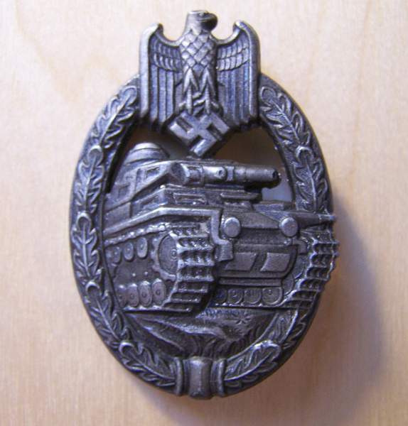 Panzerkampfabzeichen in Silber by Aurich
