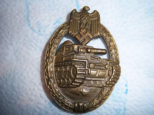 Panzerkampfabzeichen in Bronze to share
