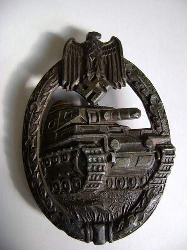 Panzerkampfabzeichen in Bronze to share