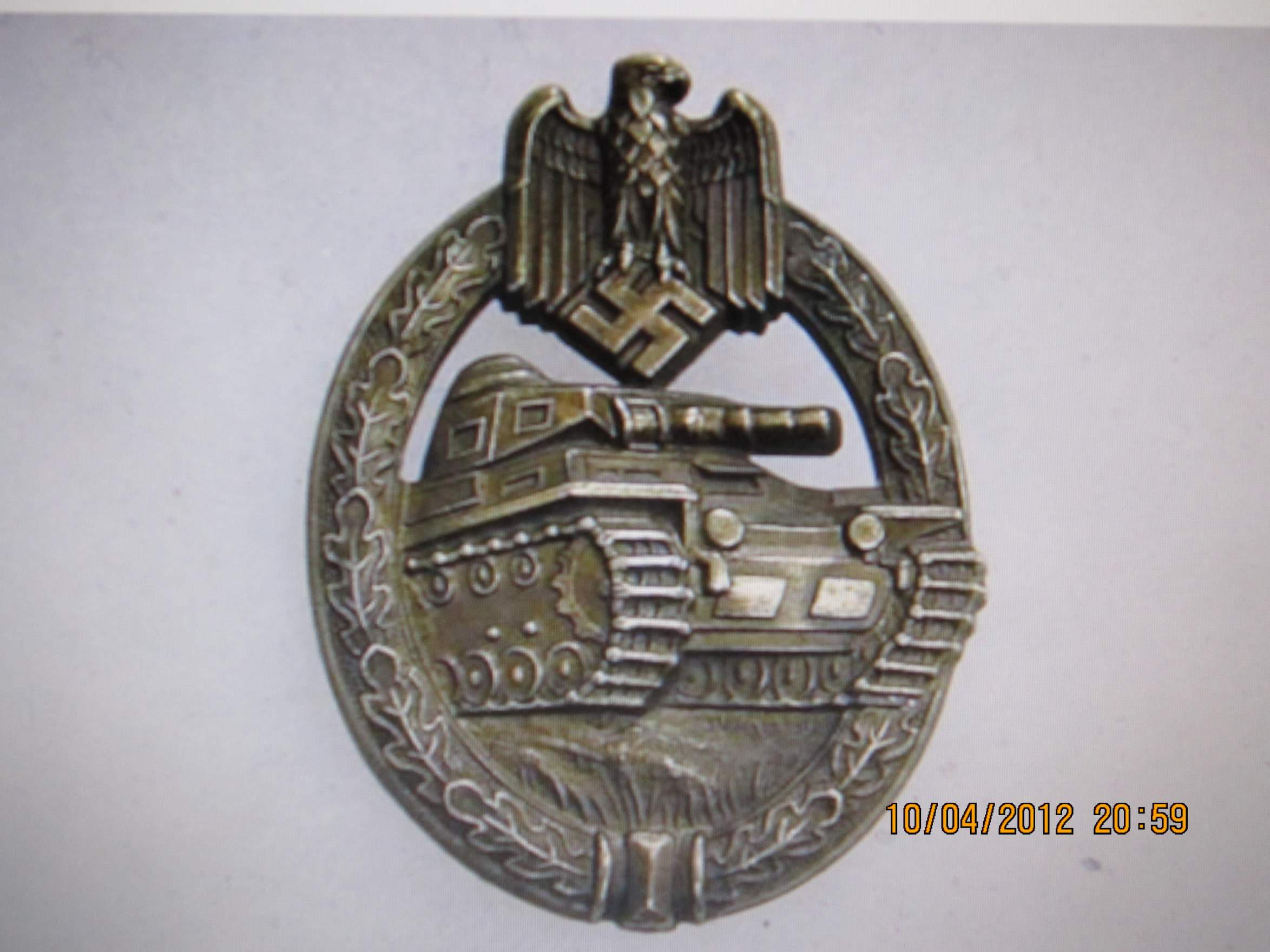 WW2 German, Soviet, Allied militaria, uniforms, awards, weapons history.  War relics forum