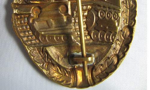 Original hollow backed Panzerkampf Abzeichen in Bronze?