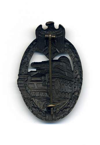 Deumer Hollow Tombak Panzerkampfabzeichen in Bronze.