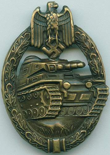 Panzerkamp in Bronze- Junkers or not?