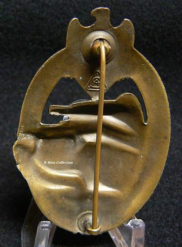 Panzerkampfabzeichen in Bronze by Assmann