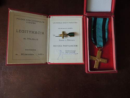 Krzy&#380; Partyzancki (partisan cross), real or not?