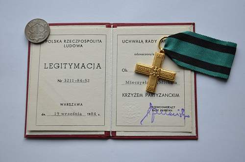 Krzy&#380; Partyzancki (partisan cross), real or not?