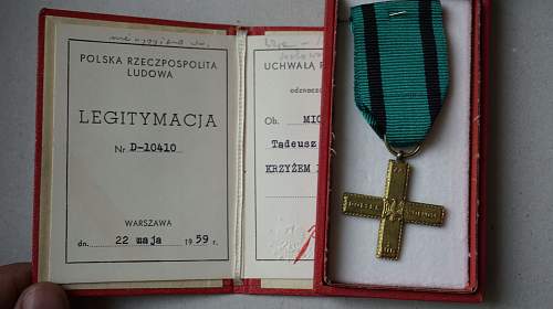 Krzy&#380; Partyzancki (partisan cross), real or not?