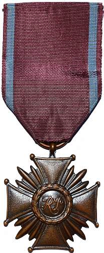 Polish Cross of Merit 3rd class - need help
