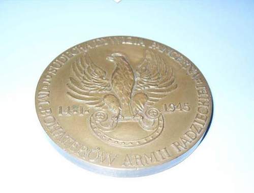 Need ID: Unknown Polish Table Medal &quot;14.1.1945&quot;
