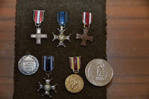 Polish miniature medals