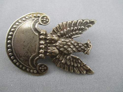 Polish cap eagles -Second Republic or People's Army?