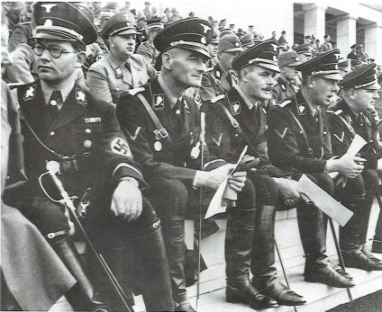 SS - Schutzstaffel