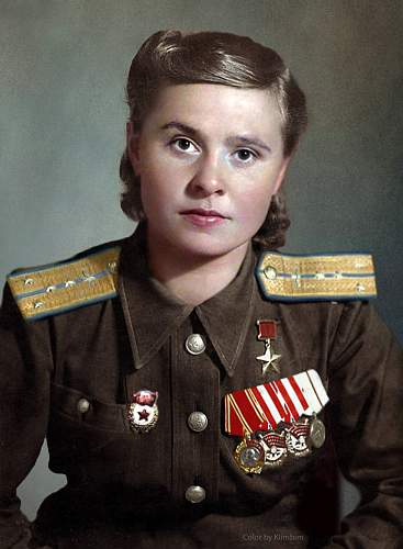 Outstanding colorized photos Soviet service men and women in WWII. Flickr by Olga...