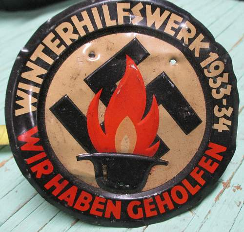 Volksgemeinschaft and Winterhilfswerk items