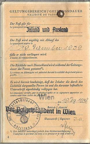 Austrian &amp; German polizei officials 1936-39