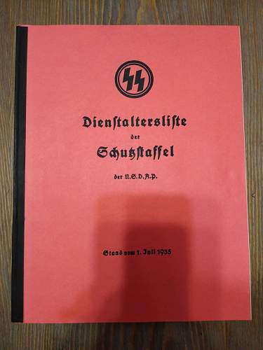 Dientalterslifte Der schutzstaffel.....book