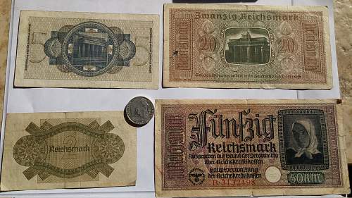 SHOW ME THE MONEY!!! Display your Third Reich related banknotes/money tokens.