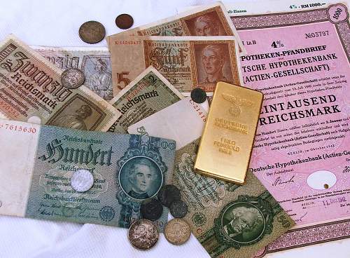 SHOW ME THE MONEY!!! Display your Third Reich related banknotes/money tokens.