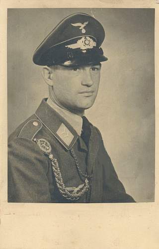 Some portraits of soldiers with Schützenschnur and other things