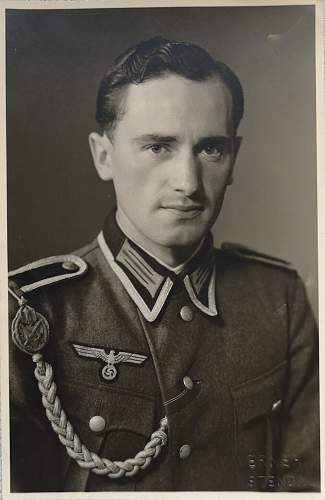 Some portraits of soldiers with Schützenschnur and other things