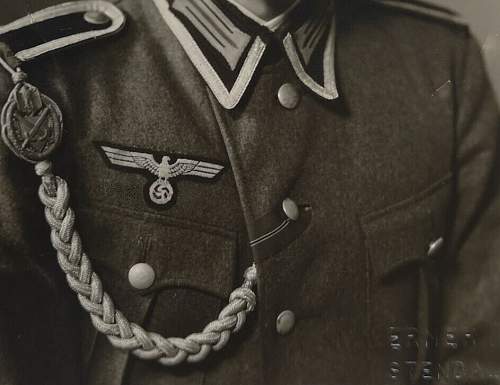 Some portraits of soldiers with Schützenschnur and other things