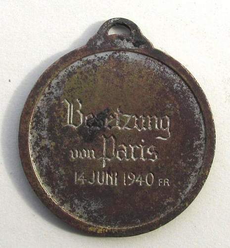 medal issued for the entering of Paris??