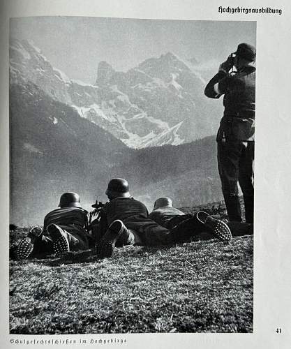 ‘WIR VOM ALPENKORPS’ - Dedicated 1939 Service Photo Book