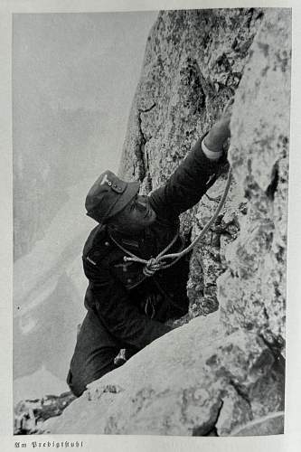 ‘WIR VOM ALPENKORPS’ - Dedicated 1939 Service Photo Book