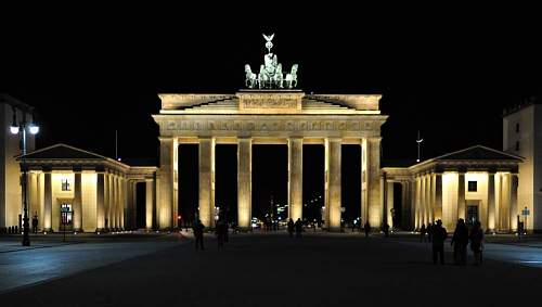 Brandenburg Gate - Then and now