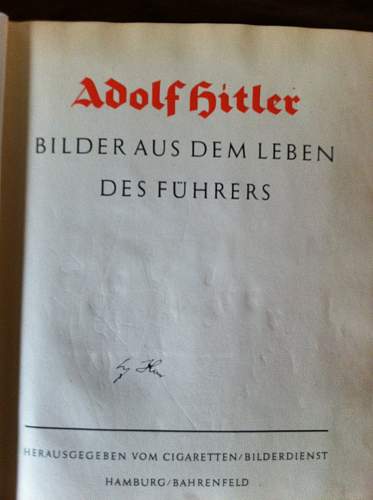 Adolf Hitler's signature, opinions needed