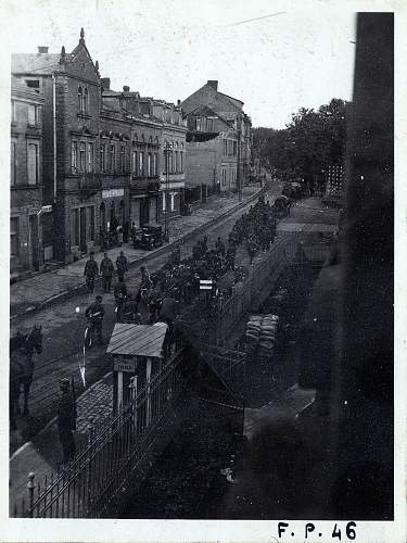 Captured Photos of the early War Years in Europe - possibly unseen before