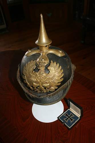 help on pickelhaube