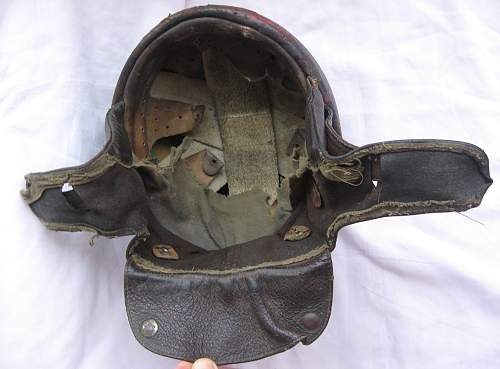 Polish Paratroopers or Airforce / Army Motocycle helmet, 100% original Prewar ?