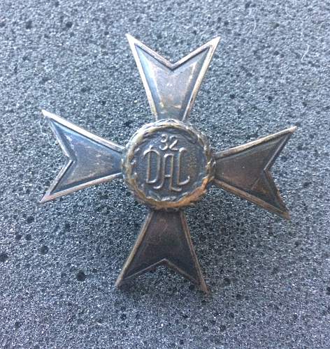 Pre-war Badge thread